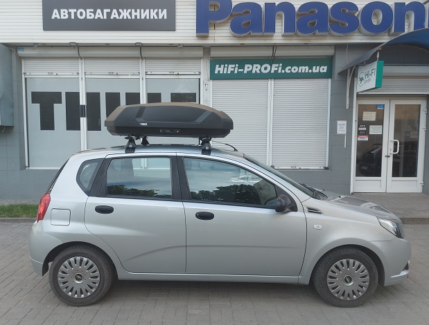 Chevrolet Aveo хетчбек с автобоксом Thule Force 3 S